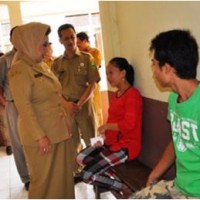 Bupati Kuningan melakukan sidak ke beberapa Puskesmas